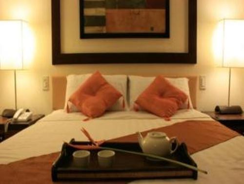 O Hotel Баколод Экстерьер фото